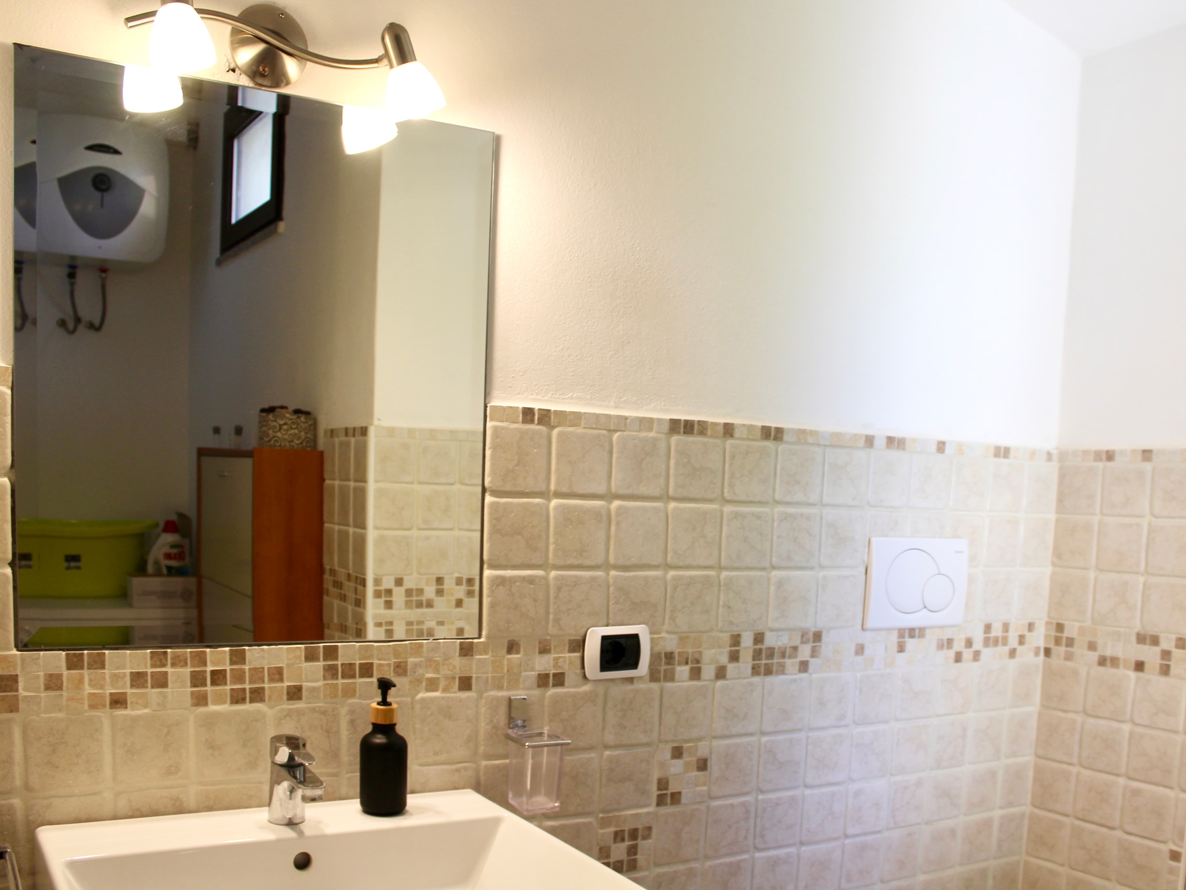Bagno di servizio 2
